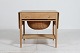 Hans J. Wegner
Sewing Table AT 33
of solid oak